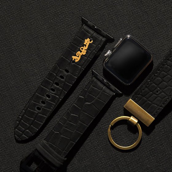 بند اپل واچ چرم زنانه با پلاک اسم هیوا