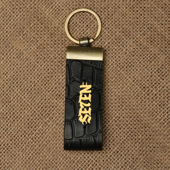 جاکلیدی طلا چرم طرح seven