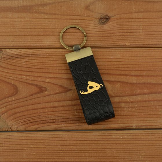 جاکلیدی طلا چرم با حرف ه