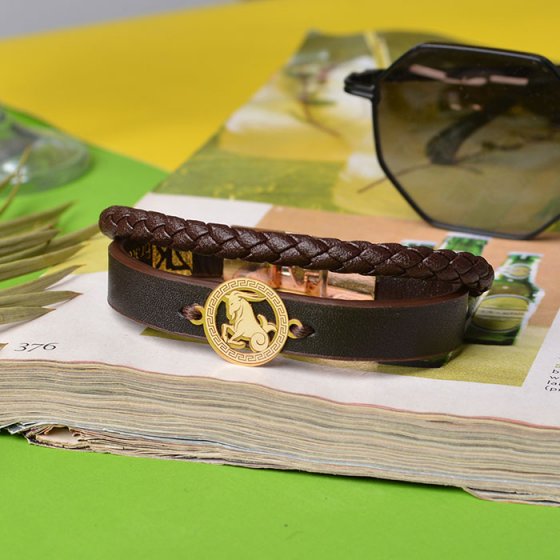 دستبند طلا چرم با پلاک ماه تولد دی