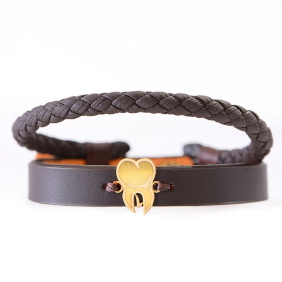 دستبند طلا چرم با پلاک طرح دندان