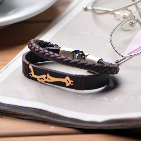 دستبند طلا چرم با پلاک اسم محیا