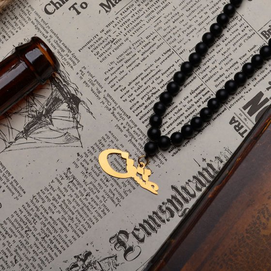 گردنبند با پلاک طلا اسم عشق