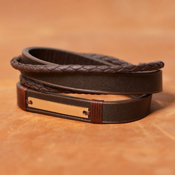 دستبند طلا چرم با پلاک طرح مستطیل