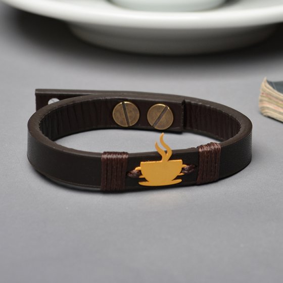 دستبند طلا چرم با پلاک طرح فنجان