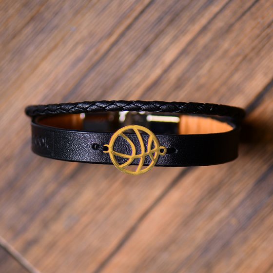 دستبند طلا چرم با پلاک توپ